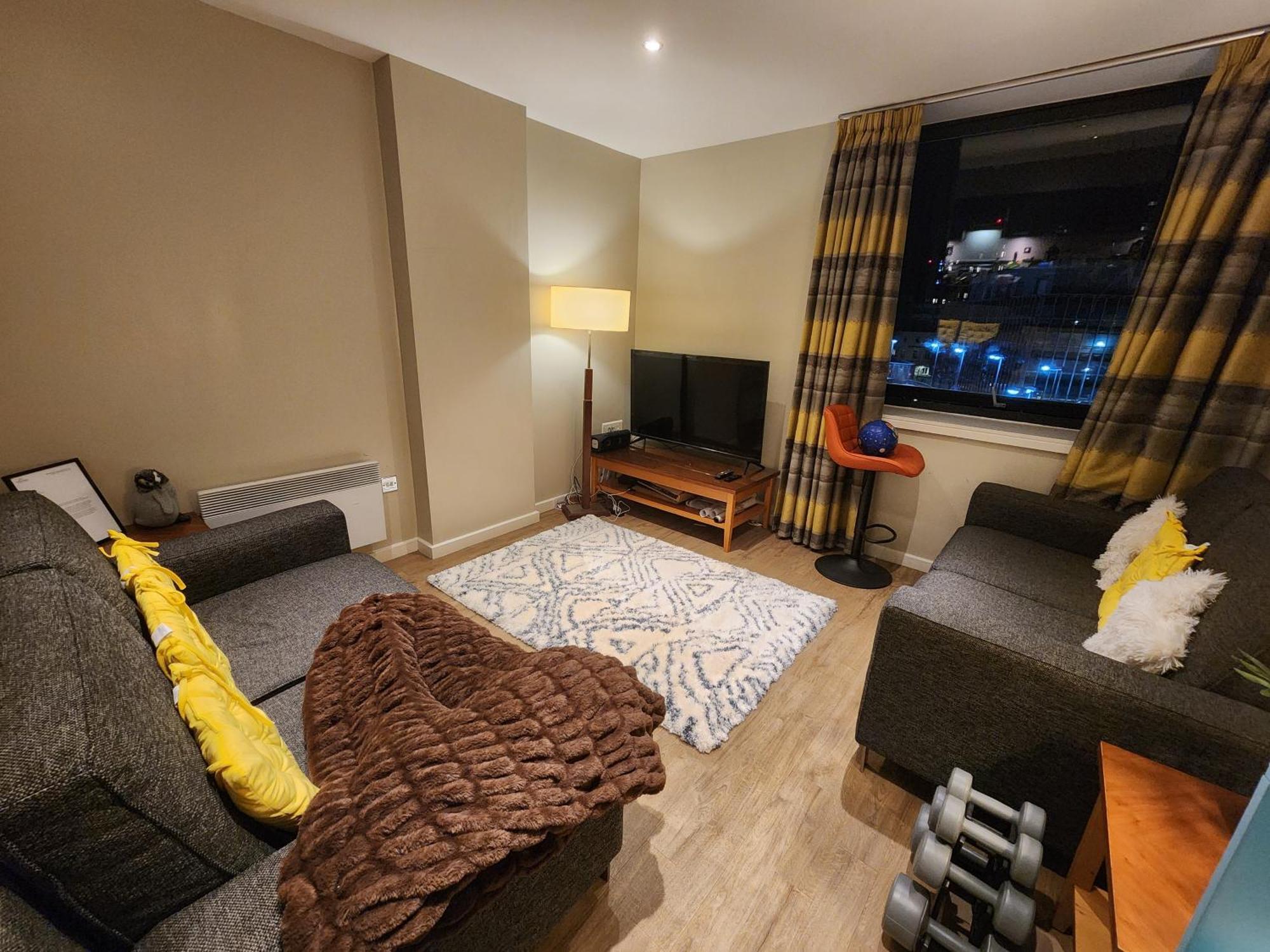 Joyful Abode - Live In The Heart Of Manchester Apartment ภายนอก รูปภาพ